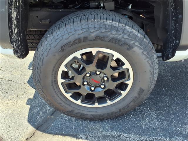 2024 Toyota Tacoma TRD Off-Road HV