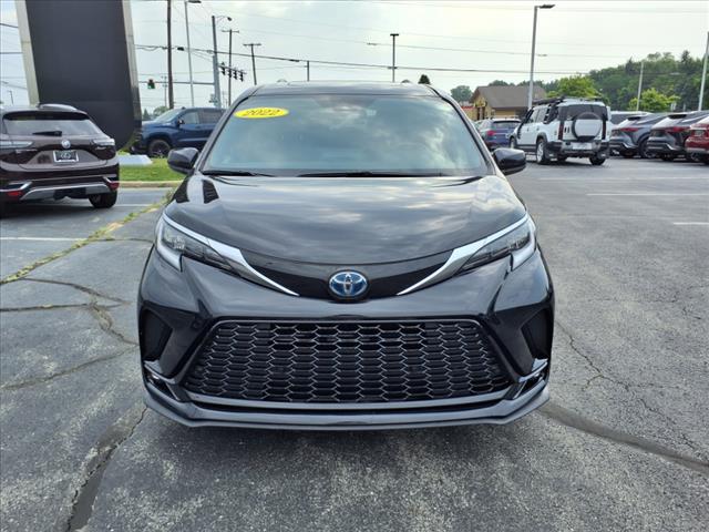 2022 Toyota Sienna XSE 7-Passenger
