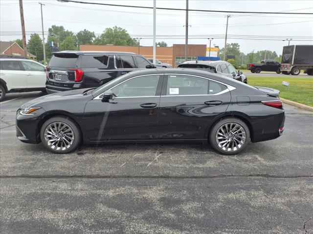 2025 Lexus ES 300h 300h Luxury