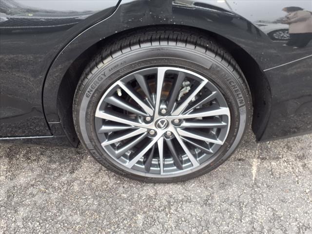 2024 Lexus ES 350 Base