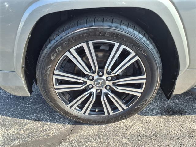 2023 Lexus LX 600 Luxury