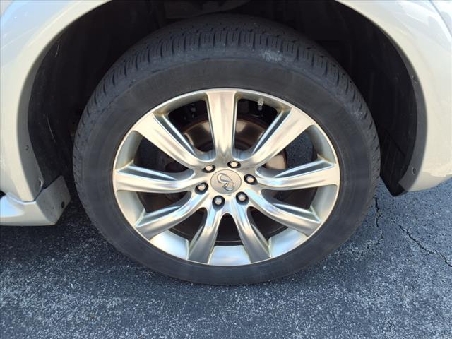 2014 INFINITI QX80 Base