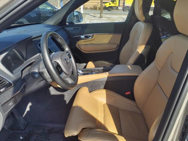 2024 Volvo XC90 B6 Ultimate Bright Theme 7P