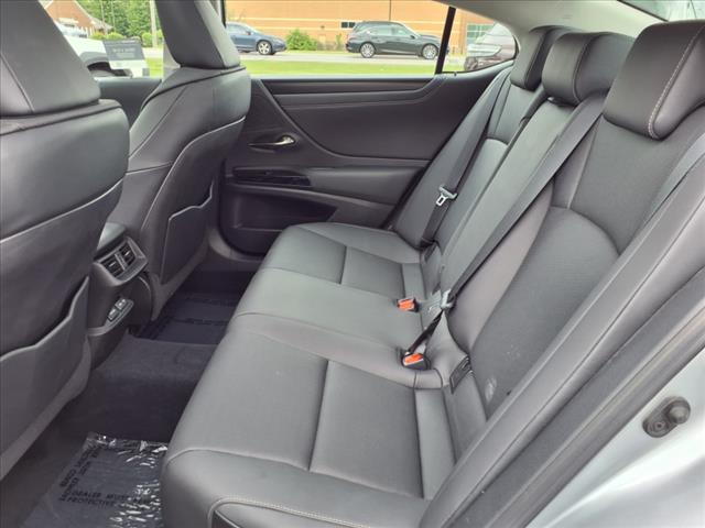 2022 Lexus ES 350 Base