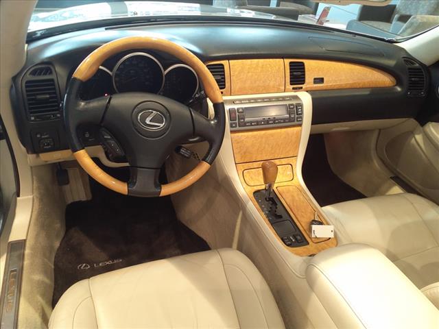 2004 Lexus SC 430 Base