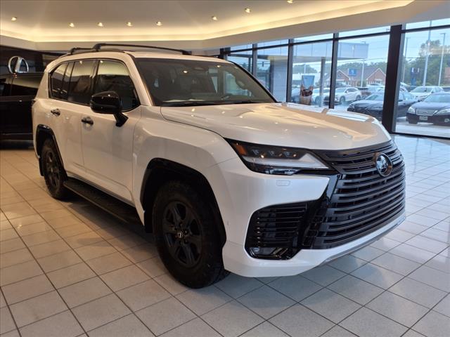 2025 Lexus LX 700h 