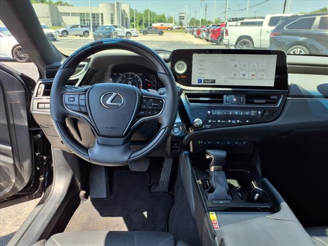 2024 Lexus ES 350 Ultra Luxury