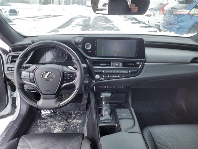 2022 Lexus ES 350 Ultra Luxury