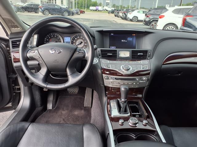 2011 INFINITI M37 x
