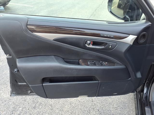 2016 Lexus LS 460 Base