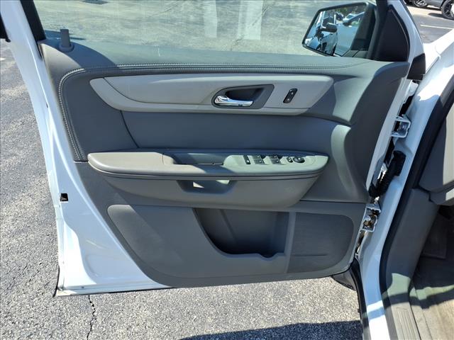 2017 Chevrolet Traverse LS
