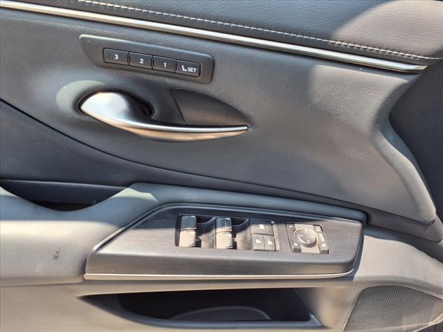 2021 Lexus ES 350 Base