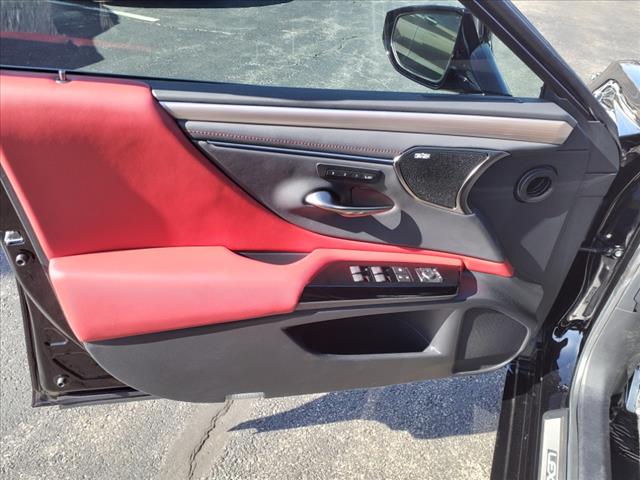 2024 Lexus ES 350 F SPORT Handling