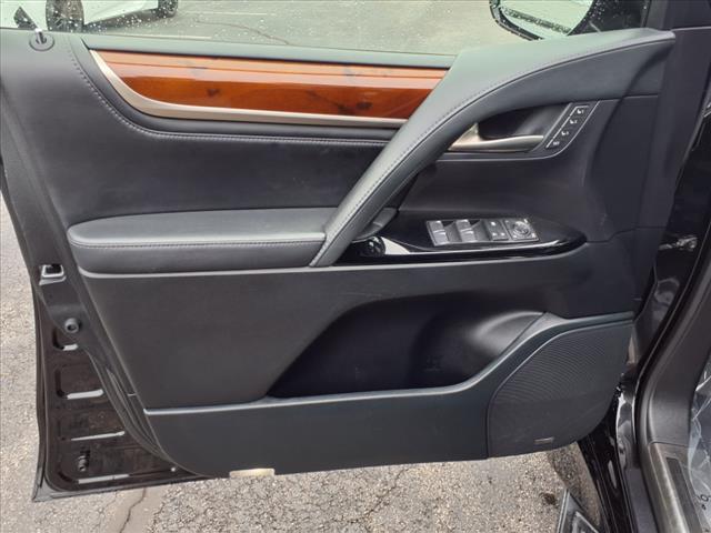 2021 Lexus LX 570 Three-Row