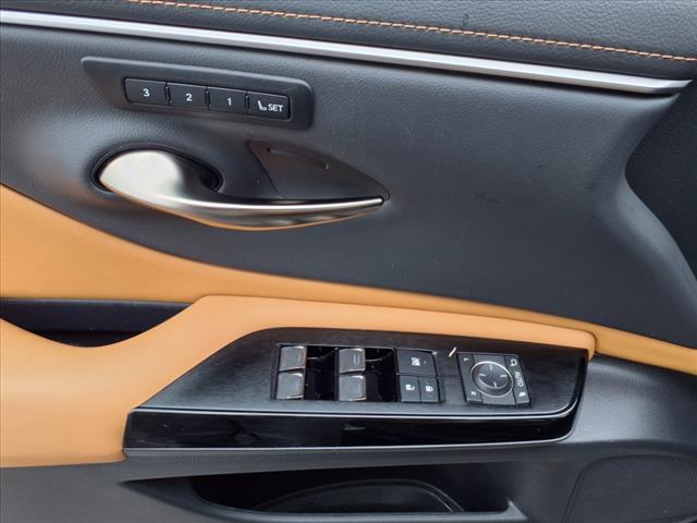 2024 Lexus ES 350 Base