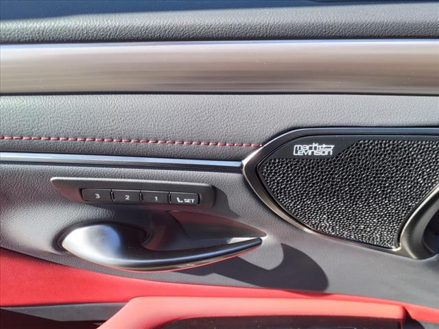 2024 Lexus ES 350 F SPORT Handling