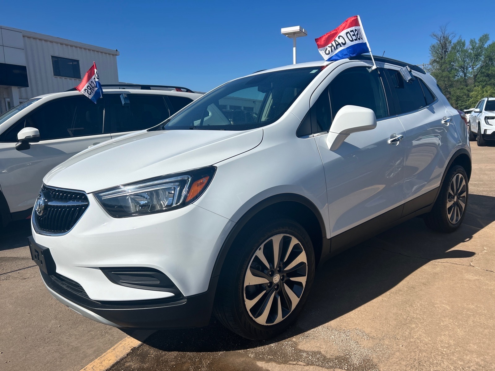 Summit White (gaz) 2022 Buick Encore Preferred AWD SUV / Crossover All-Wheel Drive 6-Speed Automatic