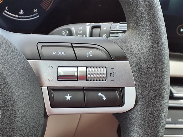 2025 Hyundai TUCSON SE