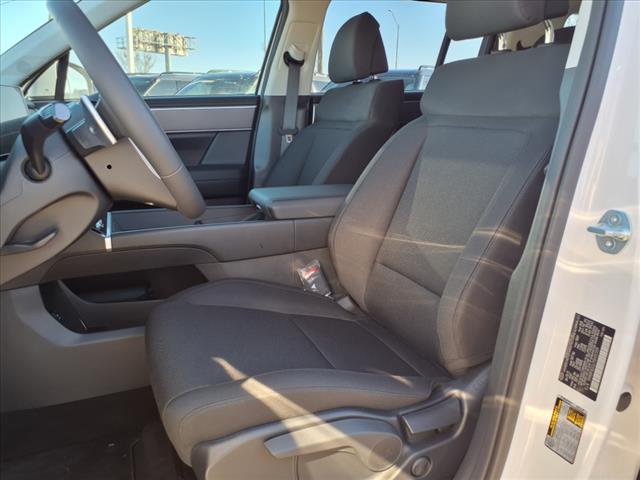 2025 Hyundai SANTA FE SE