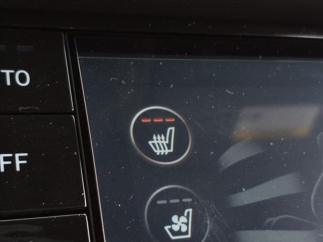 2025 Genesis G70 OBSIDIAN BLACK