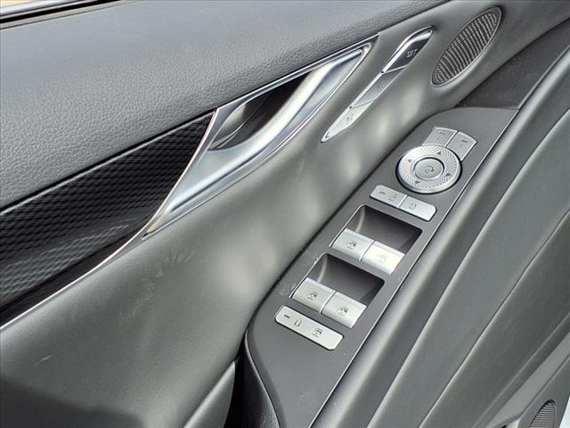 2025 Genesis G80 2.5T