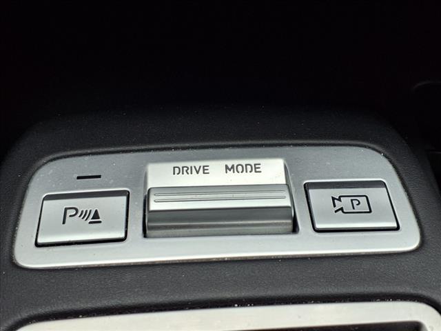2022 Genesis GV70 2.5T Standard