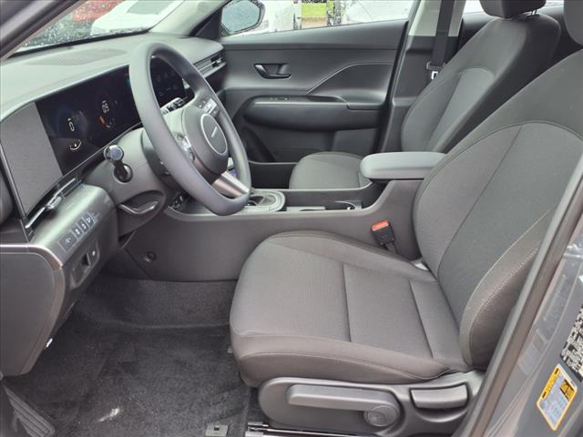 2025 Hyundai KONA SE