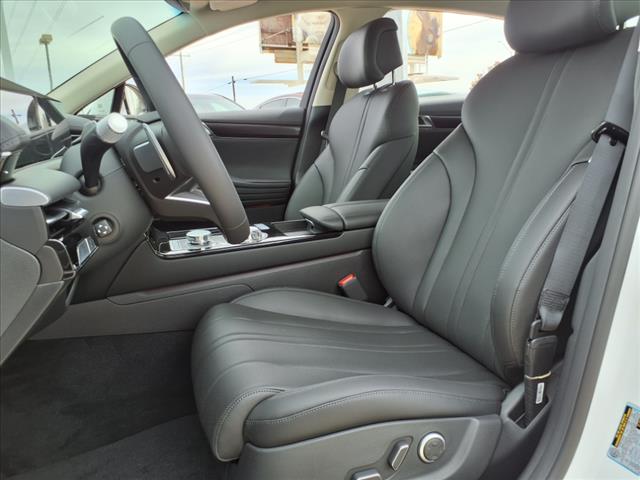 2025 Genesis G80 2.5T