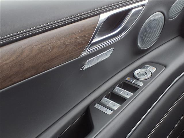 2025 Genesis GV80 2.5T Prestige