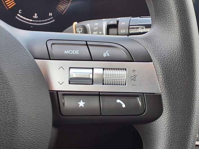 2025 Hyundai TUCSON SE