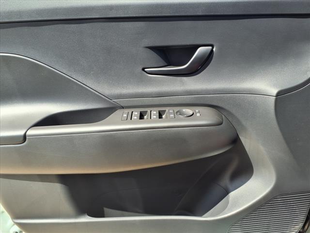2025 Hyundai KONA SEL Convenience