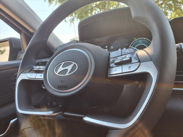 2025 Hyundai ELANTRA Hybrid Limited