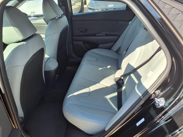 2025 Hyundai ELANTRA Hybrid Limited