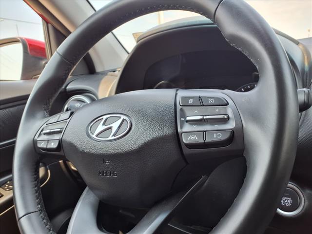 2022 Hyundai KONA SEL