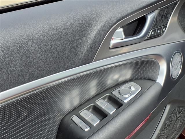 2025 Genesis G70 OBSIDIAN BLACK
