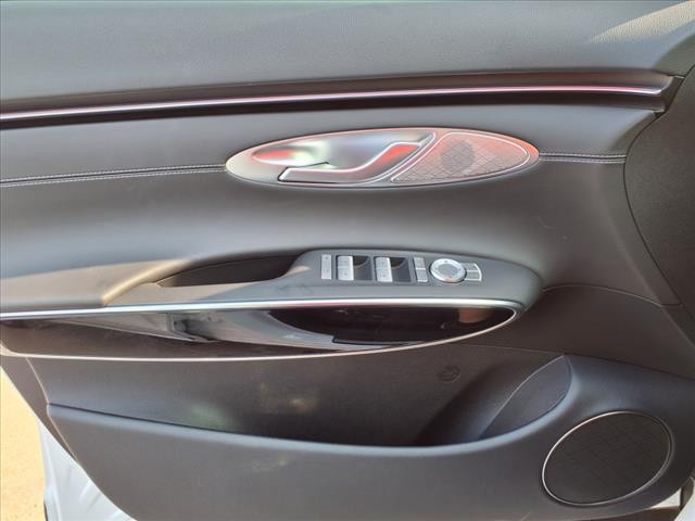 2026 Genesis GV70 2.5T Standard