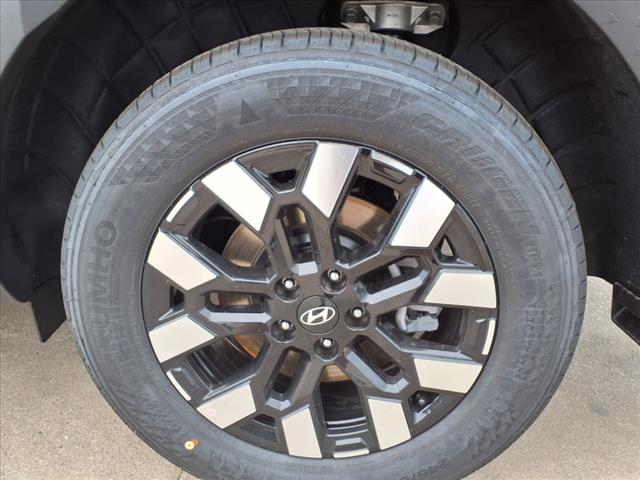 2025 Hyundai SANTA CRUZ SEL Activity