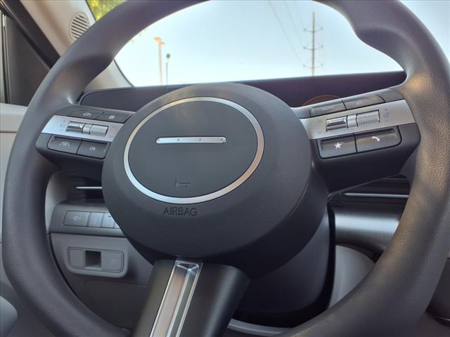2025 Hyundai KONA SE