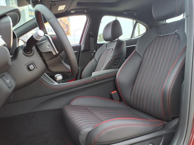 2025 Genesis G70 OBSIDIAN BLACK
