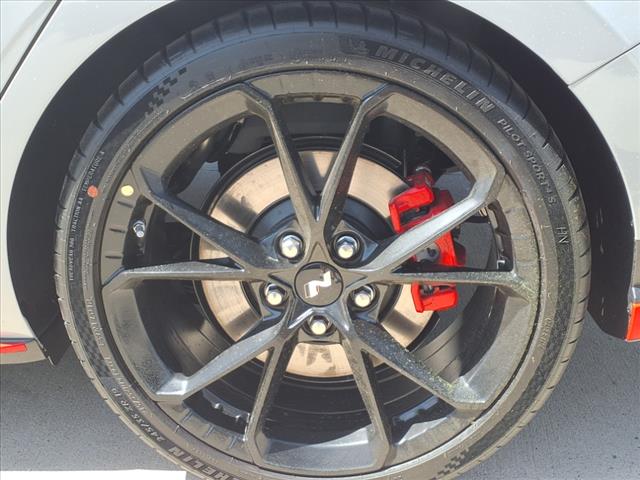 2025 Hyundai ELANTRA N Base
