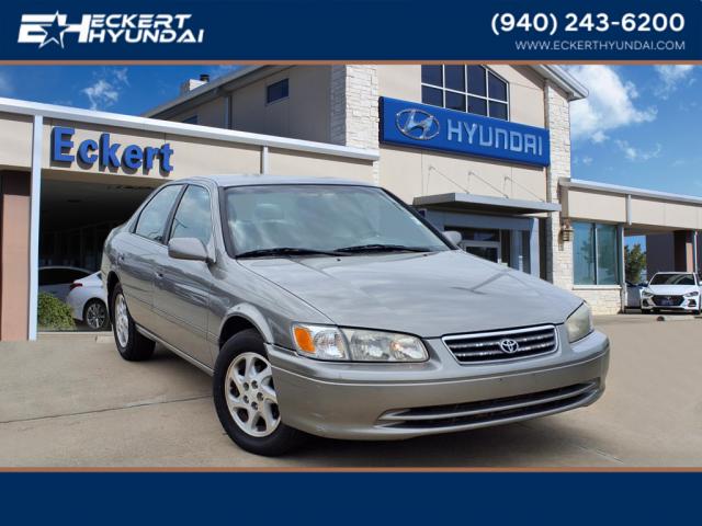 2000 Toyota Camry LE V6