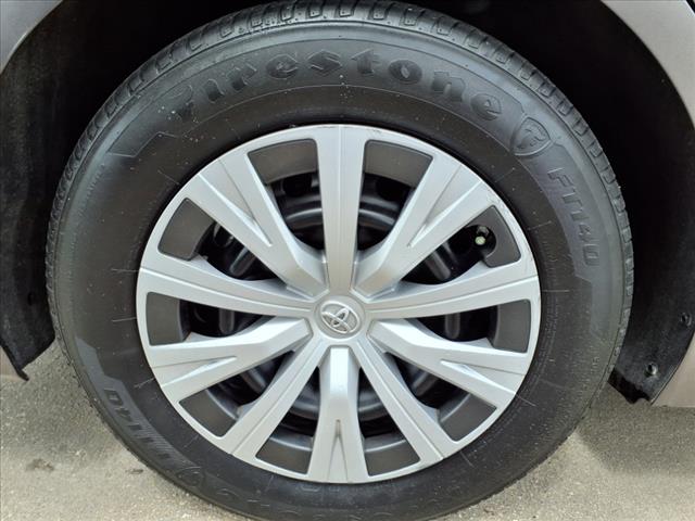 2021 Toyota Camry Hybrid LE