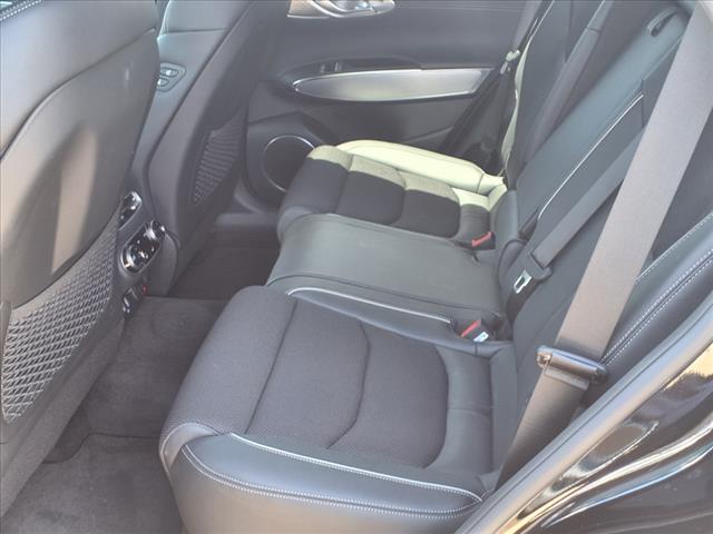 2024 Genesis GV70 2.5T SPORT PESTIGE