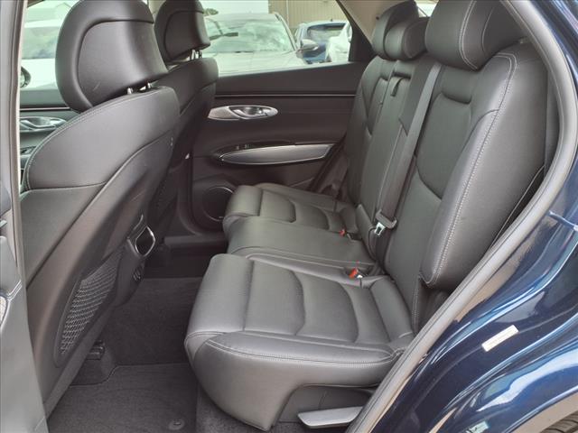 2022 Genesis GV70 2.5T Standard