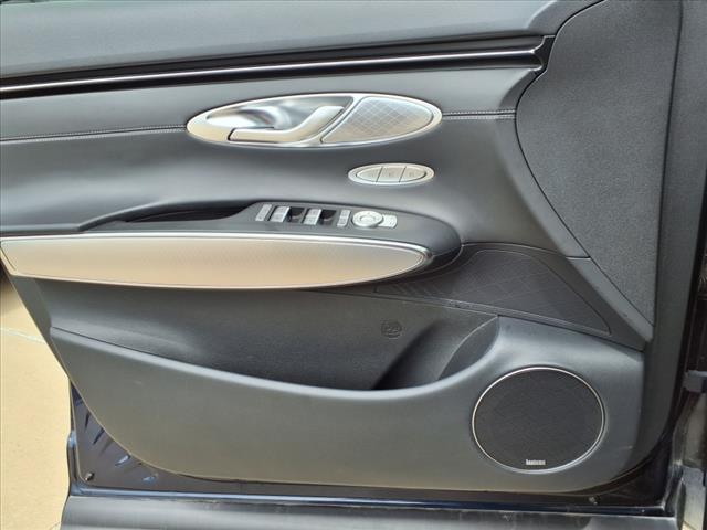 2022 Genesis GV70 2.5T Standard