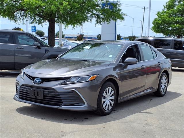 2021 Toyota Camry Hybrid LE