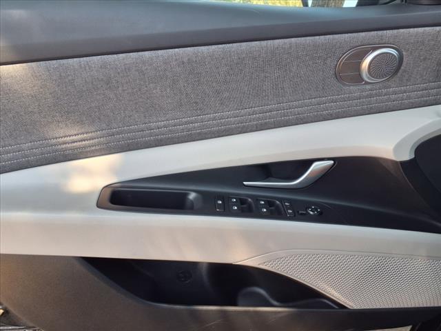 2024 Hyundai ELANTRA Hybrid Limited