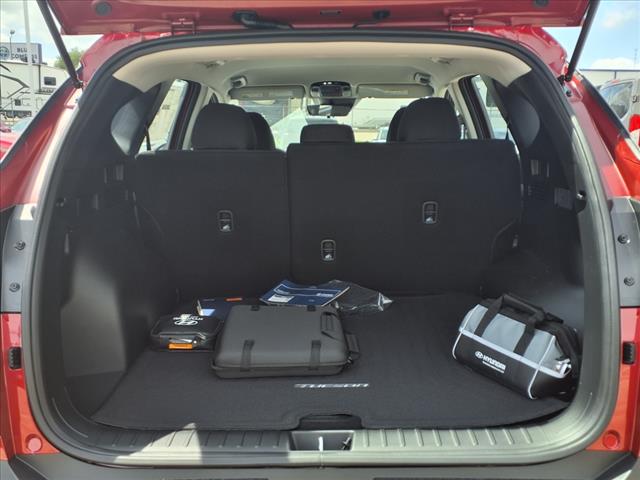 2025 Hyundai TUCSON SE