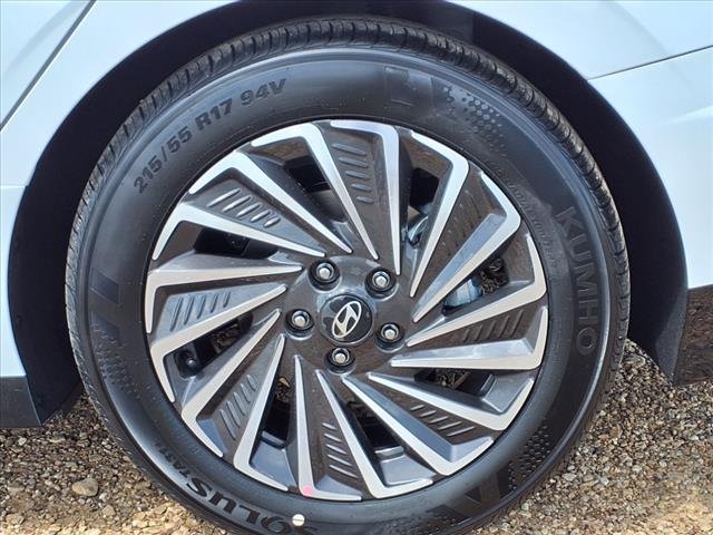 2025 Hyundai SONATA Hybrid Limited