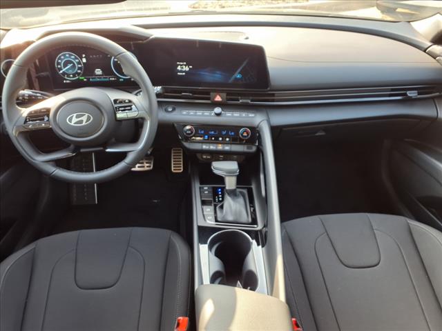 2025 Hyundai ELANTRA Hybrid SEL Sport